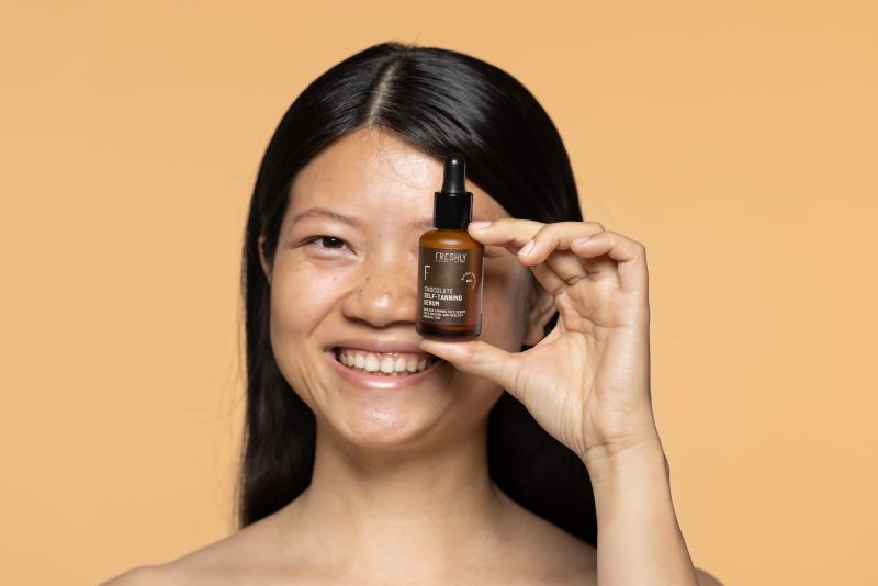 Já conhece o sérum facial autobronzeador grande um bronzeado natural